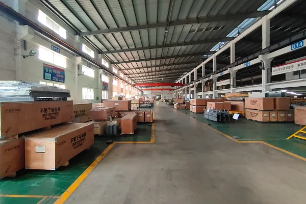 FACTORY WORKSHOP DISPLAY